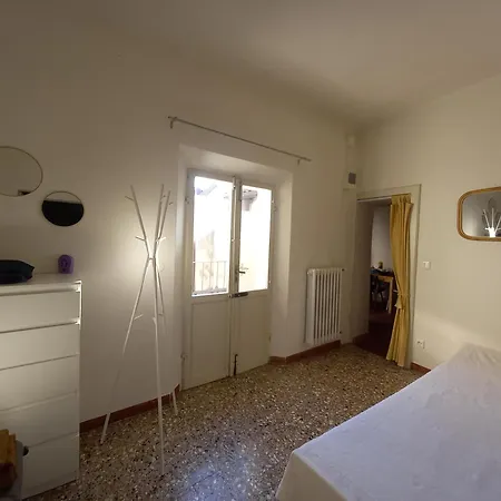 - Solo Locazioni Oltre 29 Giorni Διαμέρισμα