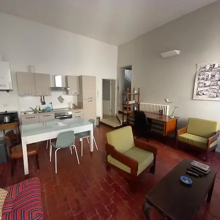 - Solo Locazioni Oltre 29 Giorni Διαμέρισμα