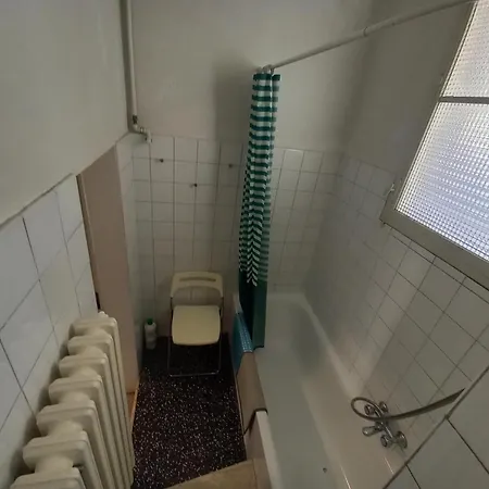 - Solo Locazioni Oltre 29 Giorni Apartmán *
