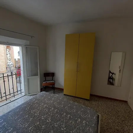 - Solo Locazioni Oltre 29 Giorni Apartmán Faenza