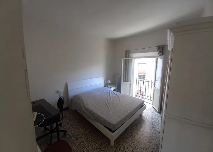 - Solo Locazioni Oltre 29 Giorni * 파엔차