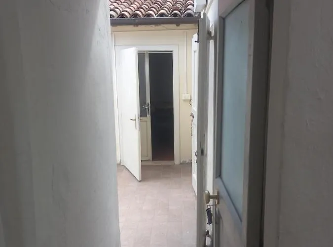 - Solo Locazioni Oltre 29 Giorni 파엔차