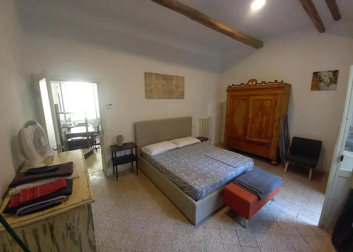 - Solo Locazioni Oltre 29 Giorni *