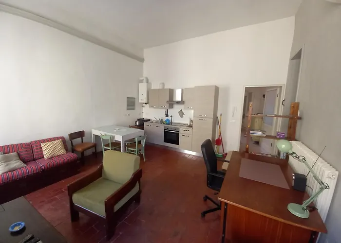 - Solo Locazioni Oltre 29 Giorni 아파트 파엔차