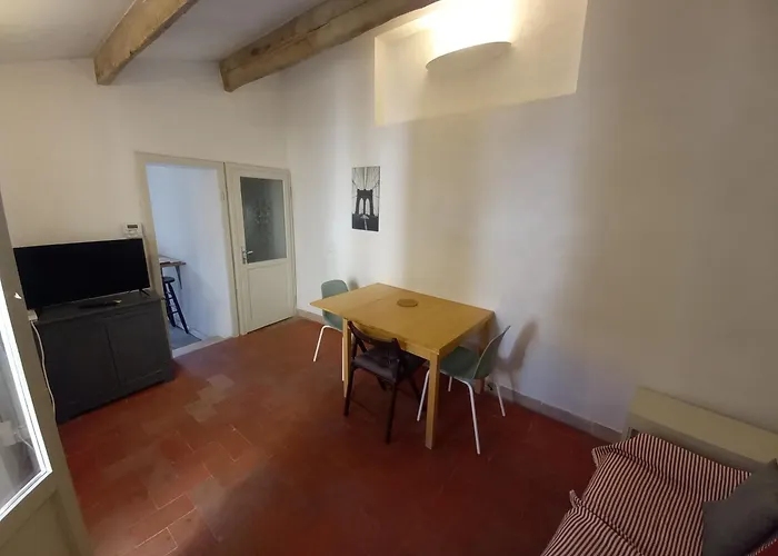 - Solo Locazioni Oltre 29 Giorni * Faenza