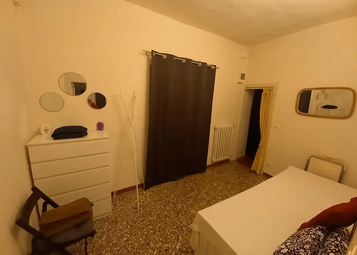 - Solo Locazioni Oltre 29 Giorni Daire *